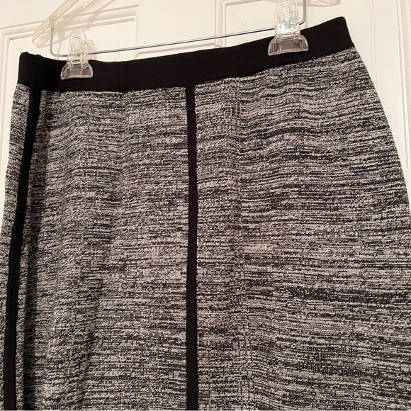 Ann Taylor cotton blend heathered black and white mini contour skirt size Medium - Picture 7 of 16